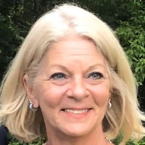 Meet your Posher, Connie